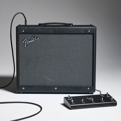 購入店舗Fender Mustang gtx 50 foot switch 付き ギター