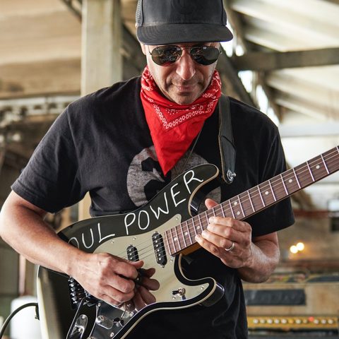 tom morello guitars pictures